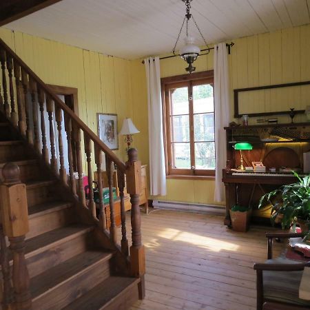La Vieille Maison Rouge Saint-Tite Экстерьер фото